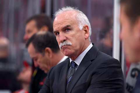 CHICAGO, IL – FEBRUARY 19: Chicago Blackhawks head coach Joel Quenneville looks on in the third period of play during a game between the Chicago Blackhawks and the Los Angeles Kings on February 19, 2018, at the United Center in Chicago, Illinois. (Photo by Robin Alam/Icon Sportswire via Getty Images)