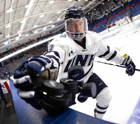 Angus Crookshank #9 of the New Hampshire Wildcats (Photo by Richard T Gagnon/Getty Images)