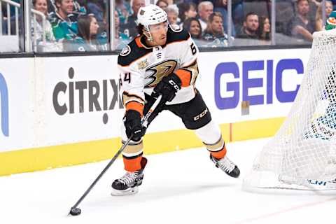 SAN JOSE, CA – OCTOBER 3: Anaheim Ducks right wing Kiefer Sherwood (64) carries the puck behind the net during the San Jose Sharks game versus the Anaheim Ducks on October 3, 2018, at SAP Center at San Jose in San Jose, CA. (Photo by Matt Cohen/Icon Sportswire via Getty Images)