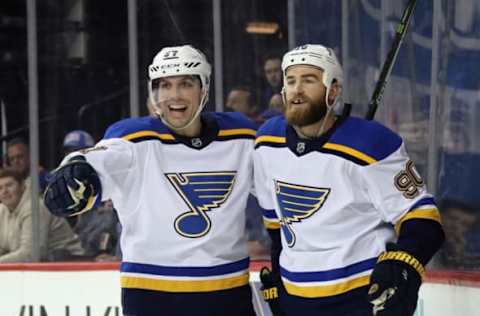 NEW YORK, NEW YORK – JANUARY 15: David Perron #57 (l) of the St. Louis Blues celebrates his goal at 6:07 of the third period against the New York Islanders and is joined by Ryan O’Reilly #90 (r) at the Barclays Center on January 15, 2019 in the Brooklyn borough of New York City. (Photo by Bruce Bennett/Getty Images)