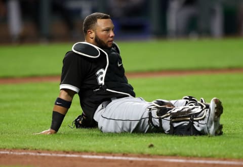 KANSAS CITY, MO – SEPTEMBER 11: Catcher Welington Castillo #21 of the Chicago White Sox reacts after overthrowing first base on a Meibrys Viloria #72 of the Kansas City Royals bunt as Rosell Herrera #7 scores during the 3rd inning of the game at Kauffman Stadium on September 11, 2018 in Kansas City, Missouri. (Photo by Jamie Squire/Getty Images)