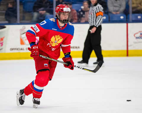 PLYMOUTH, MI – FEBRUARY 16: Semyon Kizimov #17 of the Russian Nationals skates up ice with the puck against the USA Nationals during the 2018 Under-18 Five Nations Tournament game at USA Hockey Arena on February 16, 2018 in Plymouth, Michigan. USA defeated Russia 5-4. (Photo by Dave Reginek/Getty Images)*** Local Caption *** Semyon Kizimov