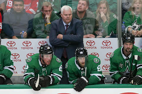 DALLAS, TX – OCTOBER 10: Dallas Stars Head Coach Ken Hitchcock looks on from the bench during the NHL game between the Detroit Red Wings and Dallas Stars on October 10, 2017 at the American Airlines Center in Dallas, TX. (Photo by Andrew Dieb/Icon Sportswire via Getty Images)