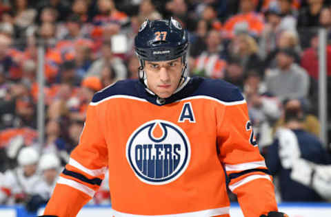 EDMONTON, AB – JANUARY 10: Milan Lucic #27 of the Edmonton Oilers lines up for a face off during the game against the Florida Panthers on January 10, 2019 at Rogers Place in Edmonton, Alberta, Canada. (Photo by Andy Devlin/NHLI via Getty Images)