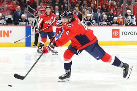 Washington Capitals, Brenden Dillon (4) against the Winnipeg Jets. Mandatory Credit: Geoff Burke-USA TODAY Sports