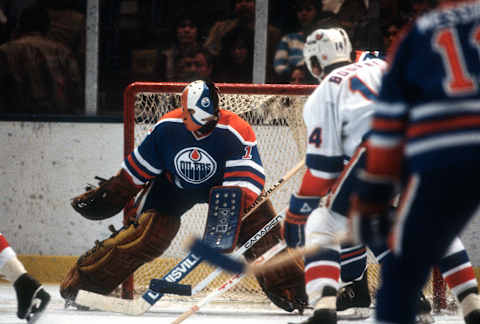 Edmonton Oilers, Grant Fuhr (Photo by Focus on Sport/Getty Images)