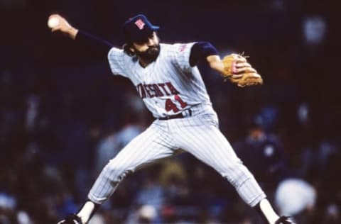 BRONX, NY – APRIL 14: Jeff Reardon #41 of the Minnesota Twins pitching during a MLB game against the New York Yankees on April 14, 1989 in the Bronx, New York. (Photo by Ronald C. Modra/Sports Imagery/Getty Images)