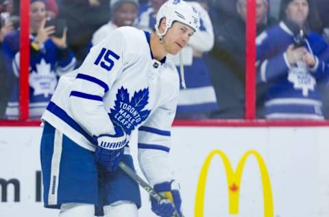 OTTAWA, ON – JANUARY 20: Toronto Maple Leafs Left Wing Matt Martin (15) passes the puck during warm-up before National Hockey League action between the Toronto Maple Leafs and Ottawa Senators on January 20, 2018, at Canadian Tire Centre in Ottawa, ON, Canada. (Photo by Richard A. Whittaker/Icon Sportswire via Getty Images)