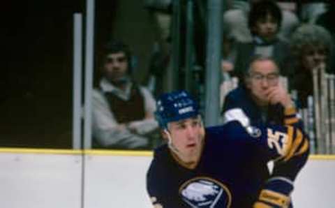 – JANUARY, 1985: Left winger Dave Andreychuk