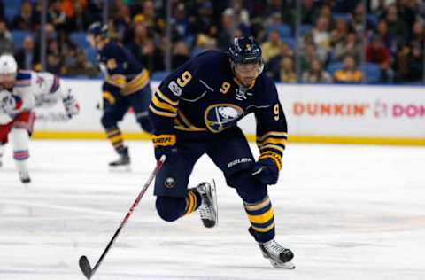 NHL Trade Rumors: Buffalo Sabres left wing Evander Kane (9) against the New York Rangers at KeyBank Center. Mandatory Credit: Timothy T. Ludwig-USA TODAY Sports