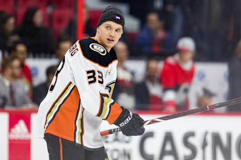 OTTAWA, ON – FEBRUARY 07: Anaheim Ducks Right Wing Jakob Silfverberg (33) wears a DFID (Do It For Daron) hat during warm-up before National Hockey League action between the Anaheim Ducks and Ottawa Senators on February 7, 2019, at Canadian Tire Centre in Ottawa, ON, Canada. (Photo by Richard A. Whittaker/Icon Sportswire via Getty Images)