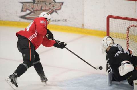 ANAHEIM, CA – JUNE 29: Prospect Sam Steel shoots the puck on goaltender Olle Eriksson-Ek during the Anaheim Ducks’ annual development camp at Anaheim ICE in Anaheim on Friday, June 29, 2018. (Photo by Kevin Sullivan/Orange County Register via Getty Images)