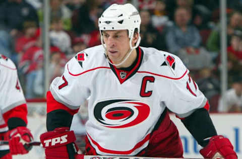 NEWARK, NJ – APRIL 11: Rod Brind’Amour #17 of the Carolina Hurricanes skates against the New Jersey Devils at the Prudential Center on April 11, 2009 in Newark, New Jersey. The Devils defeated the Hurricanes 3-2. (Photo by Jim McIsaac/Getty Images)