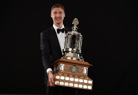 LAS VEGAS, NV – JUNE 21: Sergei Bobrovsky of the Columbus Blue Jackets poses for a portrait with the Vezina Trophy at the 2017 NHL Awards at T-Mobile Arena on June 21, 2017 in Las Vegas, Nevada. (Photo by Brian Babineau/NHLI via Getty Images)