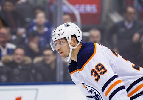 TORONTO, ON – FEBRUARY 27:Alex Chiasson #39 of the Edmonton Oilers gets ready for a face-off during the first period against the Toronto Maple Leafs at the Scotiabank Arena on February 27, 2019 in Toronto, Ontario, Canada. (Photo by Kevin Sousa/NHLI via Getty Images)