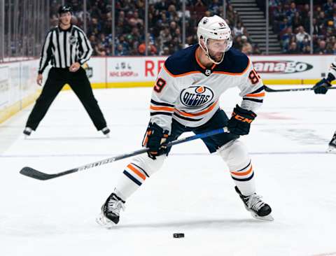 VANCOUVER, BC – DECEMBER 01: Sam Gagner #89 of the Edmonton Oilers shoots the puck during NHL action against the Vancouver Canucks at Rogers Arena on December 1, 2019 in Vancouver, Canada. (Photo by Rich Lam/Getty Images)