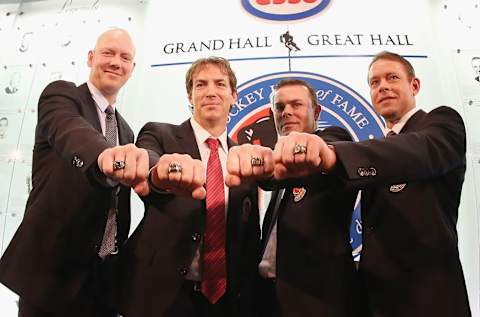 TORONTO, ON – NOVEMBER 12: (L-R) Mats Sundin, Joe Sakic, Adam Oates and Pavel Bure . (Photo by Bruce Bennett/Getty Images)