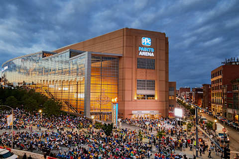 PITTSBURGH, PA – June 08: Fans gather outside to watch the game on a giant screen during the NHL Stanley Cup Finals Game 5 at PPG Paints Arena on June 8, 2017. (Photo by Shelley Lipton/Icon Sportswire via Getty Images)