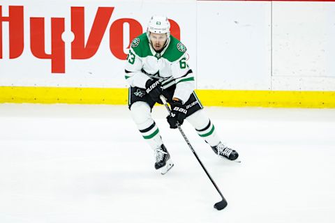 ST PAUL, MN – APRIL 28: Evgenii Dadonov #63 of the Dallas Stars  (Photo by David Berding/Getty Images)