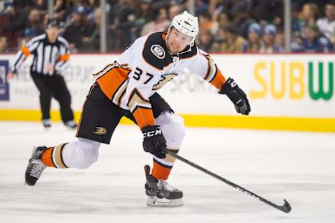 VANCOUVER, BC – FEBRUARY 25: Anaheim Ducks left wing Nick Ritchie (37) skates up ice during their NHL game against the Vancouver Canucks at Rogers Arena on February 25, 2019, in Vancouver, British Columbia, Canada. Vancouver won 4-0. (Photo by Derek Cain/Icon Sportswire via Getty Images)