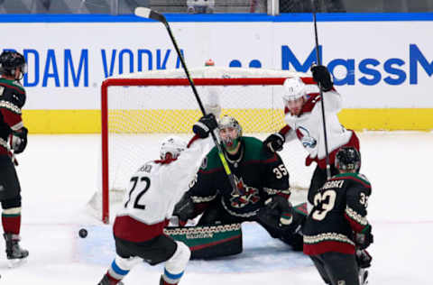 EDMONTON, ALBERTA – AUGUST 15: Joonas Donskoi #72 and Valeri Nichushkin #13 of the Colorado Avalanche celebrate a second period goal by Andre Burakovsky #95 against Darcy Kuemper #35 of the Arizona Coyotes in Game Three of the Western Conference First Round during the 2020 NHL Stanley Cup Playoffs at Rogers Place on August 15, 2020 in Edmonton, Alberta, Canada. (Photo by Jeff Vinnick/Getty Images)