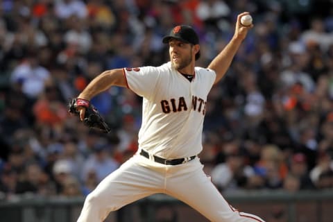 May 22, 2016; San Francisco, CA, USA; San Francisco Giants pitcher Madison Bumgarner (40) delivers a pitch against the Chicago Cubs in the second inning at AT&T Park. Mandatory Credit: Cary Edmondson-USA TODAY Sports