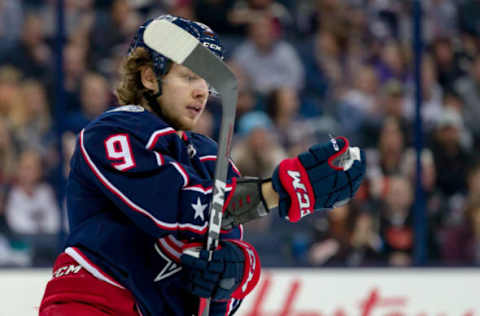 COLUMBUS, OH – DECEMBER 15: Columbus Blue Jackets left wing Artemi Panarin (9) adjusts his glove during a timeout in a game between the Columbus Blue Jackets and the Anaheim Ducks on December 15, 2018 at Nationwide Arena in Columbus, OH.(Photo by Adam Lacy/Icon Sportswire via Getty Images)