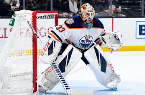 LOS ANGELES, CA – NOVEMBER 25: Goaltender Cam Talbot #33 of the Edmonton Oilers tends net during the first period of the game against the Los Angeles Kings at STAPLES Center on November 25, 2018 in Los Angeles, California. (Photo by Juan Ocampo/NHLI via Getty Images) *** Local Caption ***