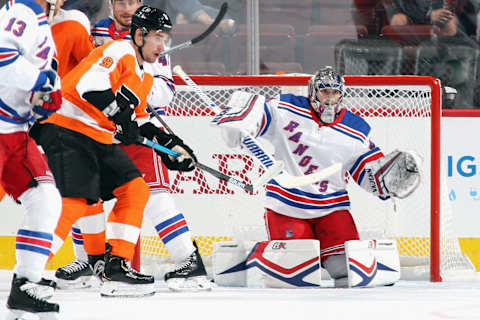 PHILADELPHIA, PENNSYLVANIA – SEPTEMBER 27: Alexandar Georgiev #40 of the New York Rangers makes the first period save against the Philadelphia Flyers at the Wells Fargo Center on September 27, 2018 in Philadelphia, Pennsylvania. (Photo by Bruce Bennett/Getty Images)