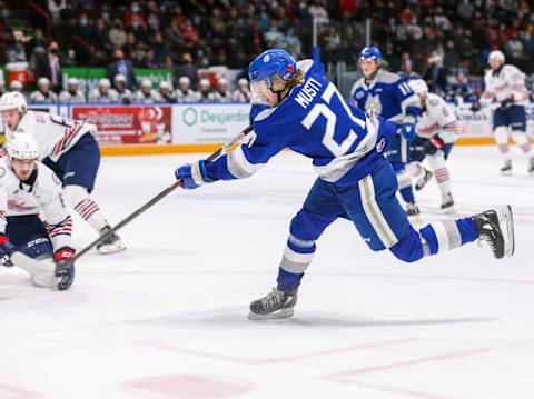 OSHAWA, ONTARIO – NOVEMBER 07: Quentin Musty #27 of the Sudbury Wolves skates against the Oshawa Generals at Tribute Communities Centre on November 07, 2021 in Oshawa, Ontario. (Photo by Chris Tanouye/Getty Images)