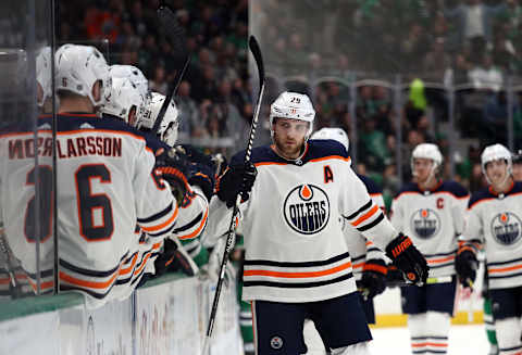 DALLAS, TEXAS – DECEMBER 16: Leon Draisaitl #29 of the Edmonton Oilers  . (Photo by Ronald Martinez/Getty Images)