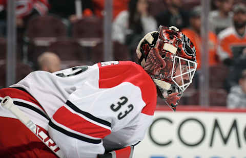 PHILADELPHIA, PA – APRIL 05: Scott Darling #33 of the Carolina Hurricanes looks on against the Philadelphia Flyers on April 5, 2018 at the Wells Fargo Center in Philadelphia, Pennsylvania. (Photo by Len Redkoles/NHLI via Getty Images)