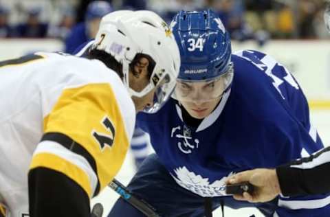 NHL Power Rankings: Toronto Maple Leafs center Auston Matthews (34) waits for the puck drop on a face-off against Pittsburgh Penguins center Matt Cullen (7) during the third period at the PPG Paints Arena. Pittsburgh won 4-1. Mandatory Credit: Charles LeClaire-USA TODAY Sports