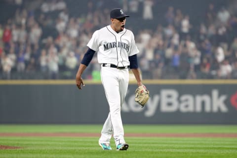 SEATTLE, WA – AUGUST 20: Edwin Diaz #39 of the Seattle Mariners celebrates a 7-4 win against the Houston Astros during their game at Safeco Field on August 20, 2018 in Seattle, Washington. (Photo by Abbie Parr/Getty Images)