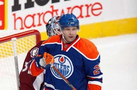 Erik Cole #26, Edmonton Oilers (Photo by Dale MacMillan/Getty Images)