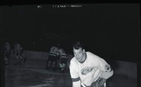 Gordie Howe #9 Detroit Red Wings (Photo by Bettmann/Corbis/Getty Images)