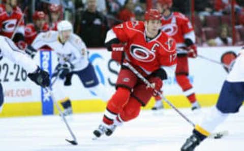 October 5, 2008; Raleigh, NC, USA; Carolina Hurricanes center (17) Rod Brind ‘ Amour carries the puck into the Nashville Predators zone during the 3rd period at the RBC Center. The Hurricanes defeated the Predators 2-0. Mandatory Credit: James Guillory- USPRESSWIRE