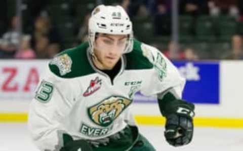 EVERETT, WA – APRIL 07: Everett Silvertips center Connor Dewar (43) accelerates with the puck in the neutral zone during Game 2 of the playoff series between the Everett Silvertips and the Spokane Chiefs on Sunday, April 7, 2019 at Angel of the Winds Arena in Everett, WA. (Photo by Christopher Mast/Icon Sportswire via Getty Images)