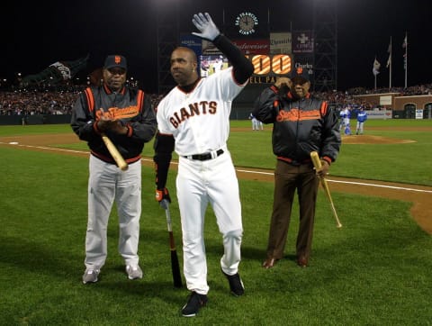 Barry Bonds (Photo by JOHN G. MABANGLO/AFP via Getty Images)