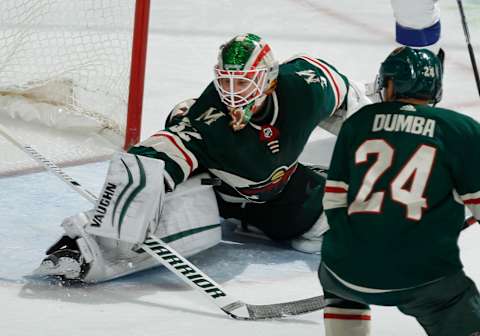 ST. PAUL, MN – OCTOBER 20: Alex Stalock #32 of the Minnesota Wild makes a save during a game between the Minnesota Wild and Tampa Bay Lightning at Xcel Energy Center on October 20, 2018 in St. Paul, Minnesota.(Photo by Bruce Kluckhohn/NHLI via Getty Images)