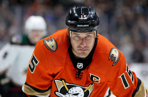 ANAHEIM, CALIFORNIA – NOVEMBER 05: Ryan Getzlaf #15 of the Anaheim Ducks in the third period at Honda Center on November 05, 2021 in Anaheim, California. (Photo by Ronald Martinez/Getty Images)