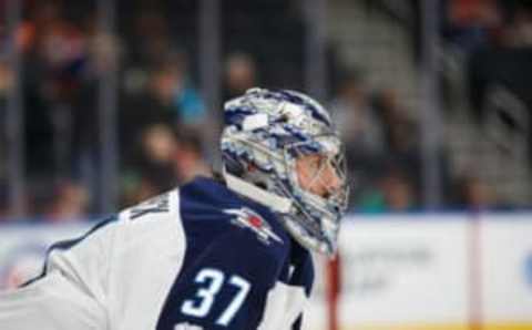 EDMONTON, AB – OCTOBER 09: Goaltender Connor Hellebuyck