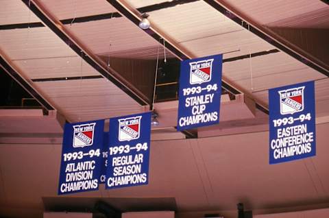 NEW YORK – 1994: The New York Rangers raise their 1993-94 Stanley Cup Banner (Photo by Bruce Bennett Studios via Getty Images Studios/Getty Images)