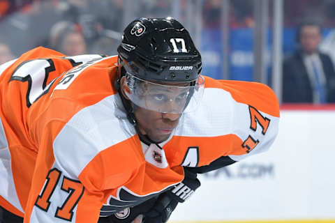 PHILADELPHIA, PENNSYLVANIA – JANUARY 14: Wayne Simmonds #17 of the Philadelphia Flyers looks on against the Minnesota Wild at Wells Fargo Center on January 14, 2019 in Philadelphia, Pennsylvania. (Photo by Drew Hallowell/Getty Images)