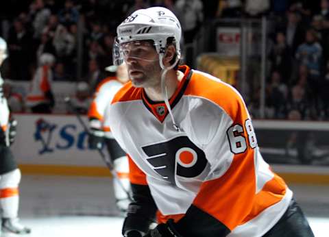 Jaromir Jagr in warmups before a game against the Pittsburgh Penguins. (Photo by Justin K. Aller/Getty Images)