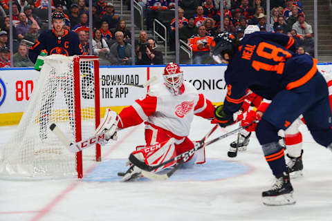 EDMONTON, AB – OCTOBER 18: Edmonton Oilers Right Wing James Neal (18) almost scores on a power play on Detroit Red Wings Goalie Jonathan Bernier (45) in the first period during the Edmonton Oilers game versus the Detroit Red Wings on October 18, 2019 at Rogers Place in Edmonton, AB.(Photo by Curtis Comeau/Icon Sportswire via Getty Images)