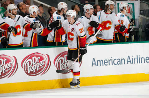 DALLAS, TX – NOVEMBER 24: Sean Monahan #23 and the Calgary Flames celebrate a goal against the Dallas Stars at the American Airlines Center on November 24, 2017 in Dallas, Texas. (Photo by Glenn James/NHLI via Getty Images)