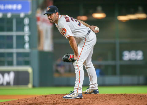 HOUSTON, TX – JUNE 25: Houston Astros starting pitcher Justin Verlander (35) reads the catcher’s signal during the baseball game between the Toronto Blue Jays and Houston Astros on June 25, 2018 at Minute Maid Park in Houston, Texas. (Photo by Leslie Plaza Johnson/Icon Sportswire via Getty Images)