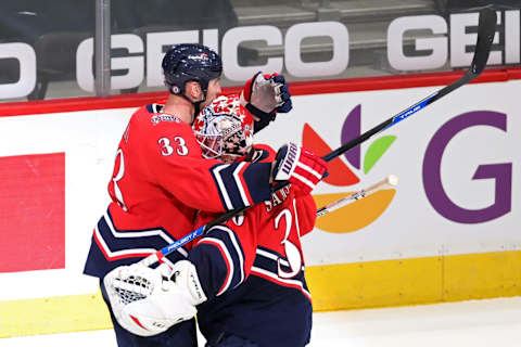 Zdeno Chara, Ilya Samsonov, Washington Capitals Mandatory Credit: Geoff Burke-USA TODAY Sports