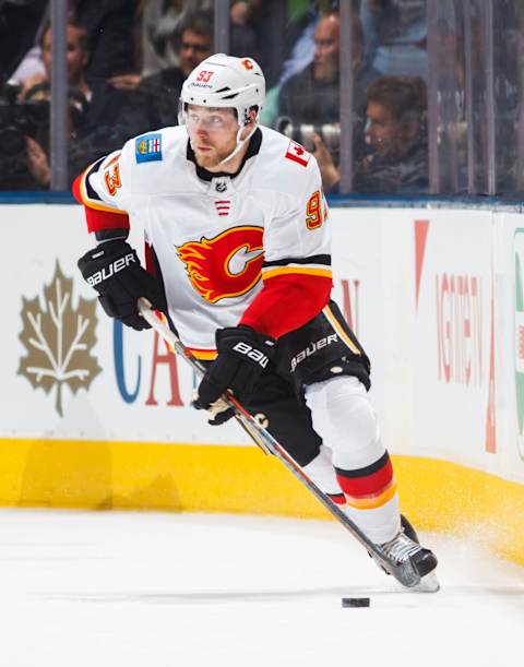 TORONTO, ON – OCTOBER 29: Sam Bennett #93 of the Calgary Flames skates against the Toronto Maple Leafs during the second period at the Scotiabank Arena on October 29, 2018, in Toronto, Ontario, Canada. (Photo by Mark Blinch/NHLI via Getty Images)